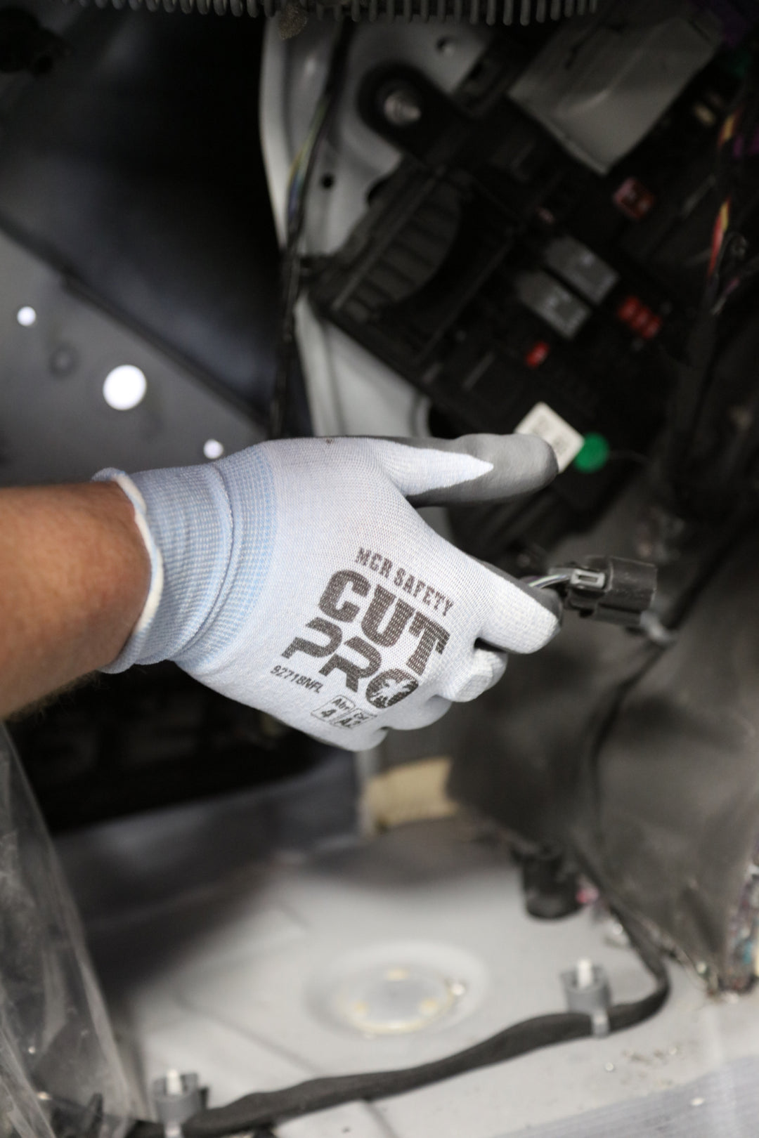 92718NF - Cut Pro® Hypermax™ Cut A2 – MCR Safety's Buy & Try